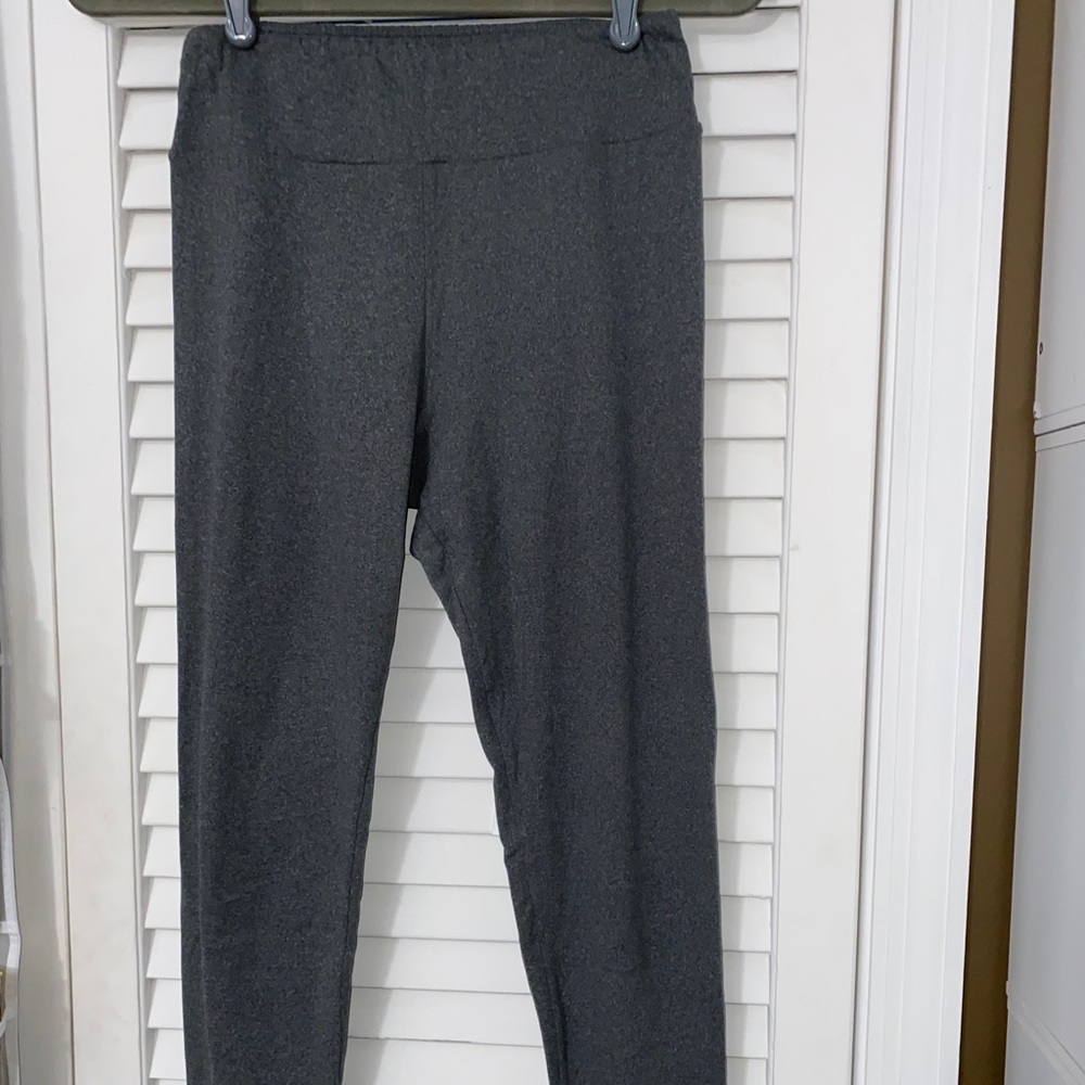 Solid- heathered gray/grey leggings (Lularoe) OS